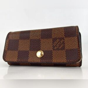 Sale ~ Louis Vuitton Damier Key Multicles 4 Key Holder - 100% Authentic